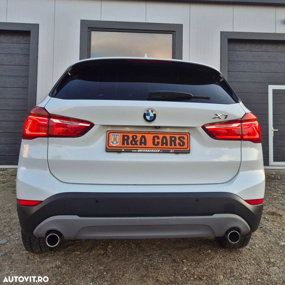 BMW X1 - 10