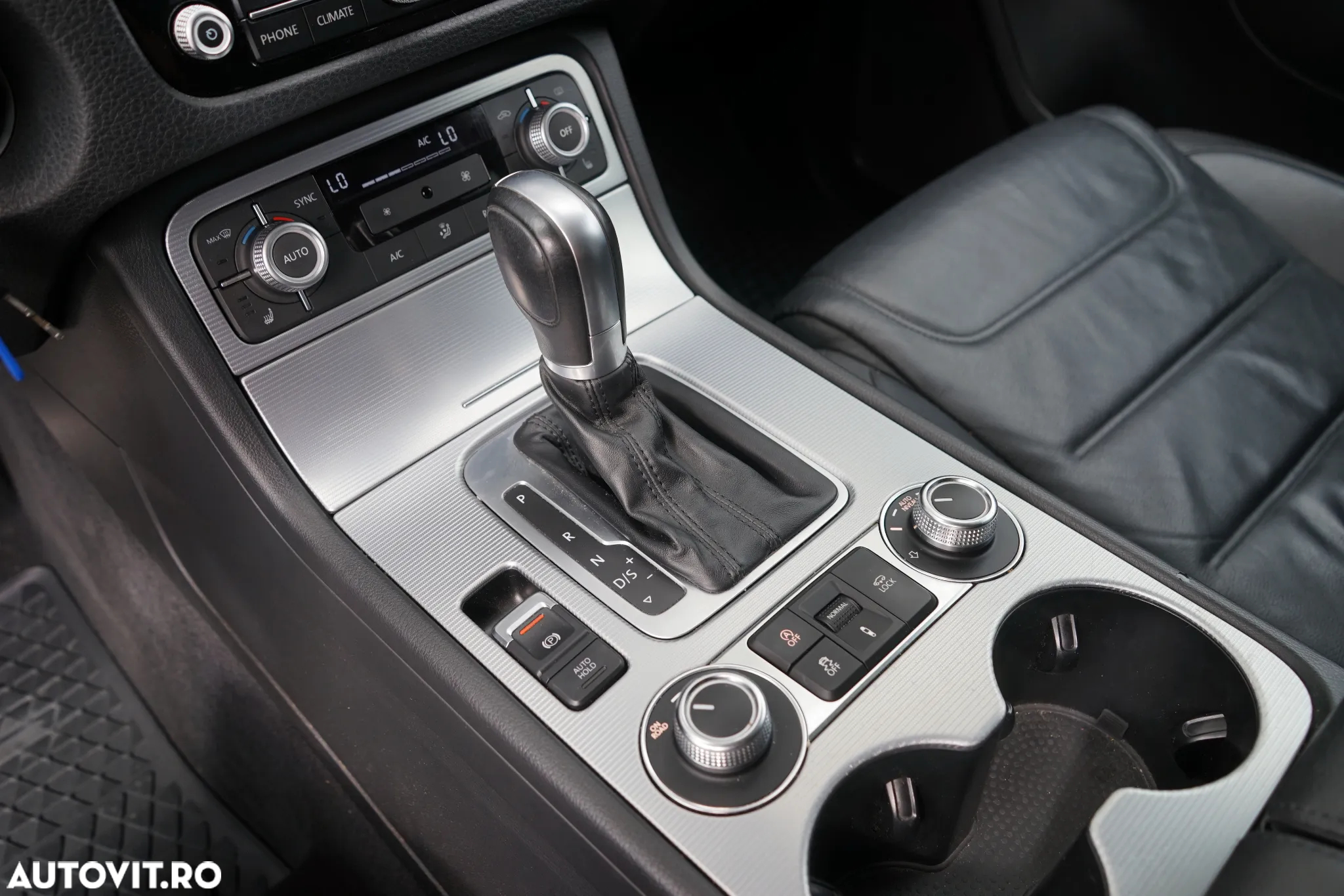 Volkswagen Touareg V6 TDI BMT Supreme Plus - 29