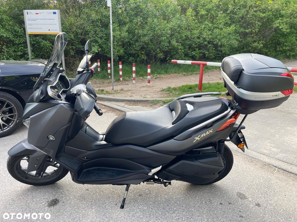 Yamaha X-max - 4