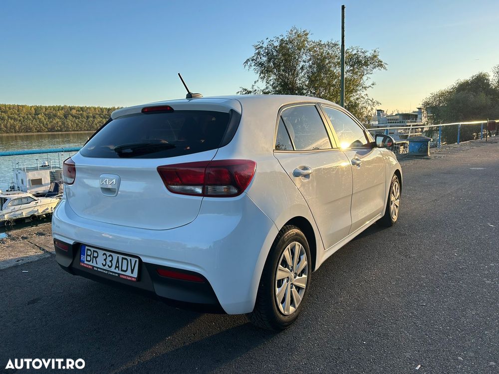 Kia Rio - 3