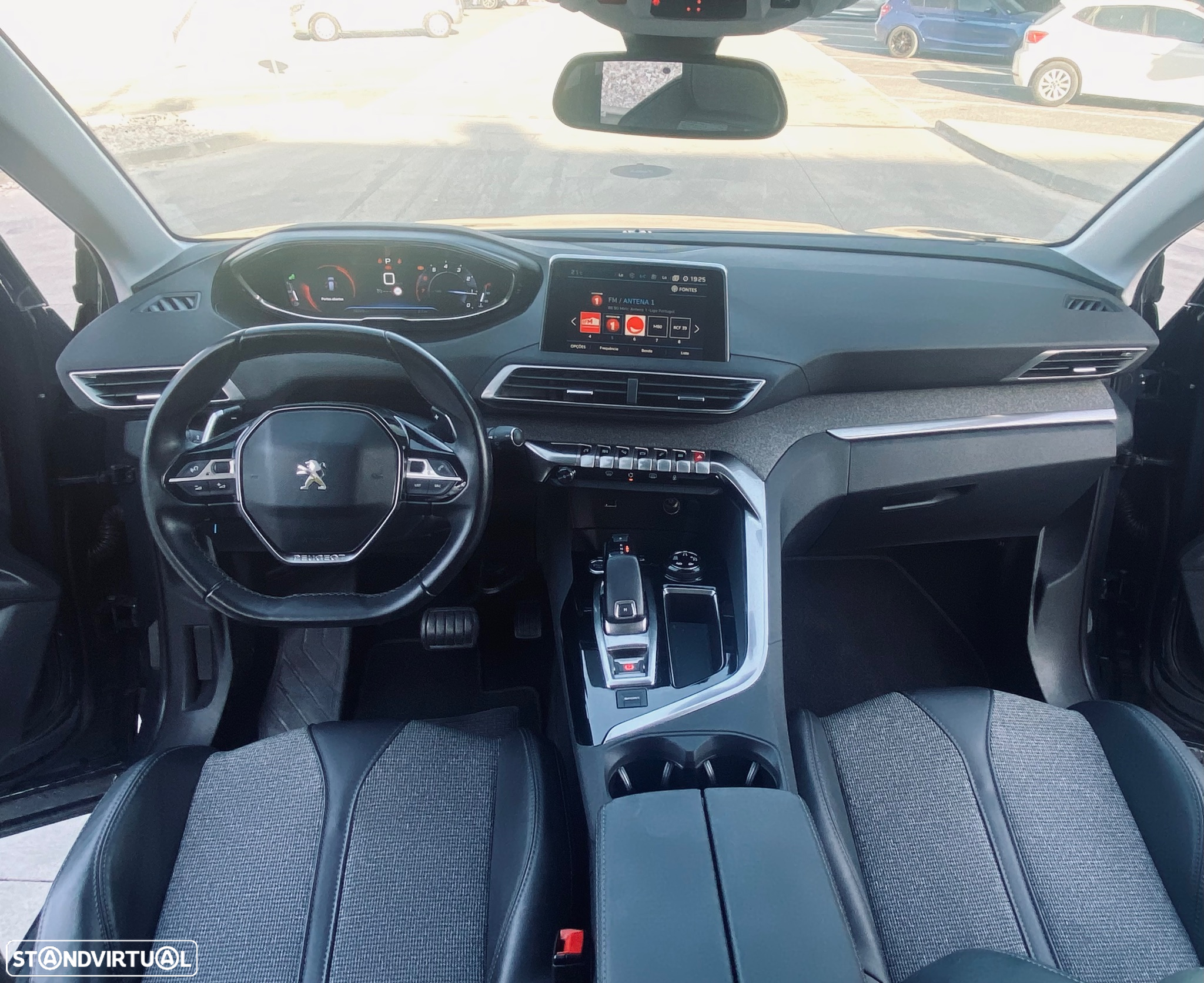 Peugeot 3008 1.2 PureTech Allure Grip Control EAT6 - 17