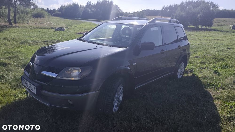 Mitsubishi Outlander - 4