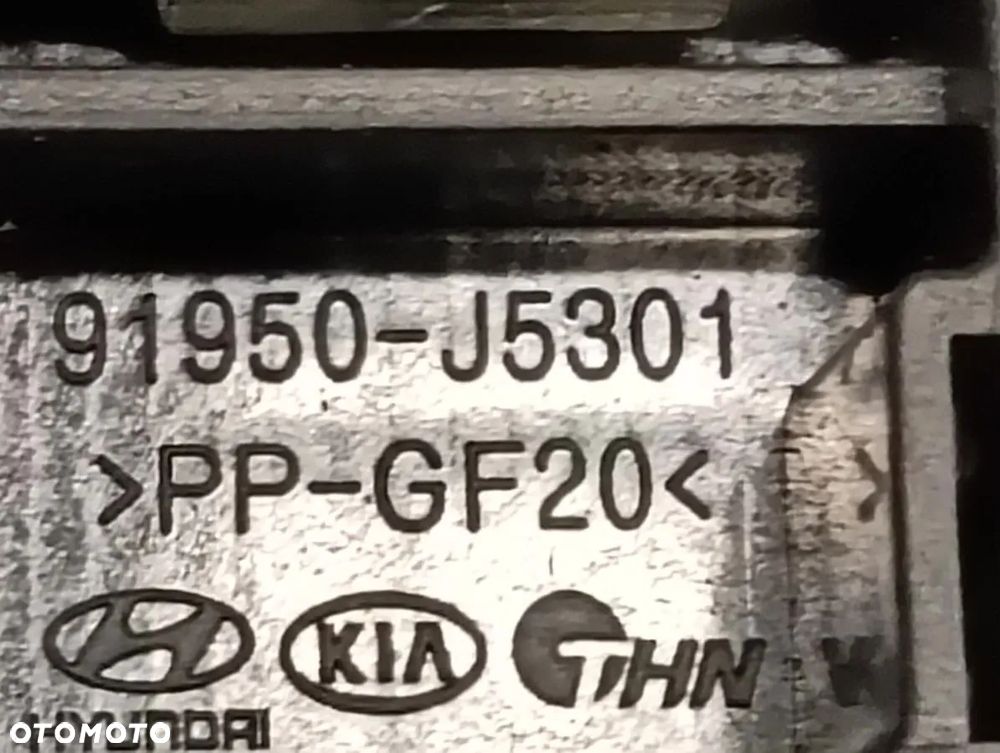 KIA STINGER 2.0T 17-24r Klema Bezpiecznik - 4