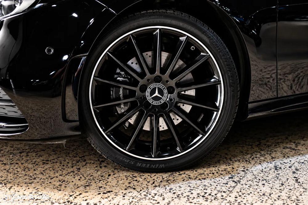 Mercedes-Benz A 250 e 8G-DCT AMG Line - 10