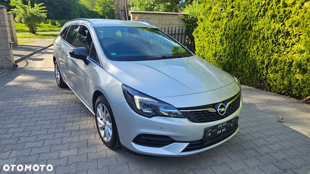 Opel Astra 1.2 Turbo Start/Stop Edition - 1