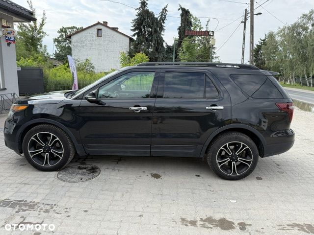 Ford Explorer - 1