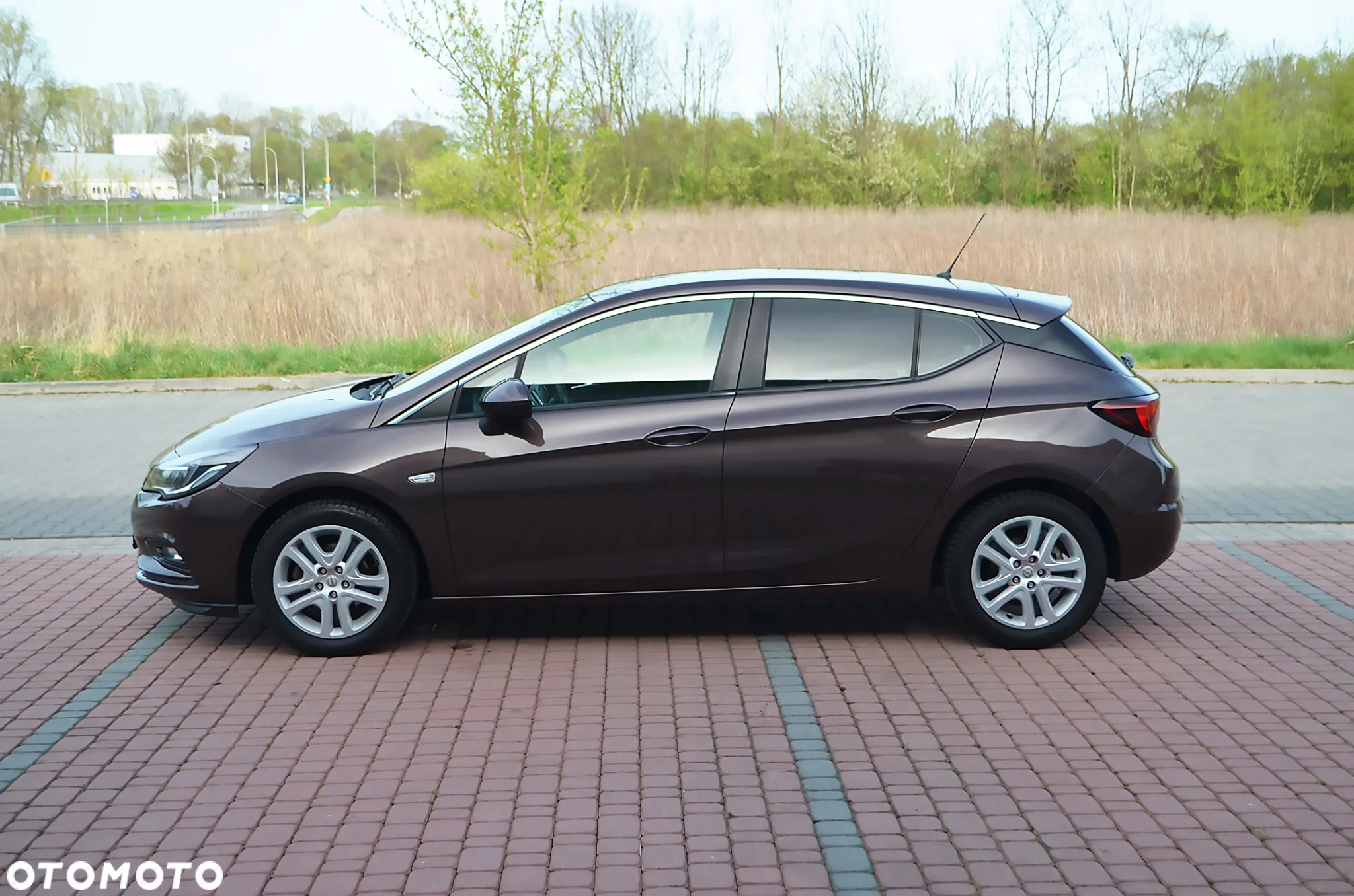 Opel Astra V 1.4 T Dynamic - 36