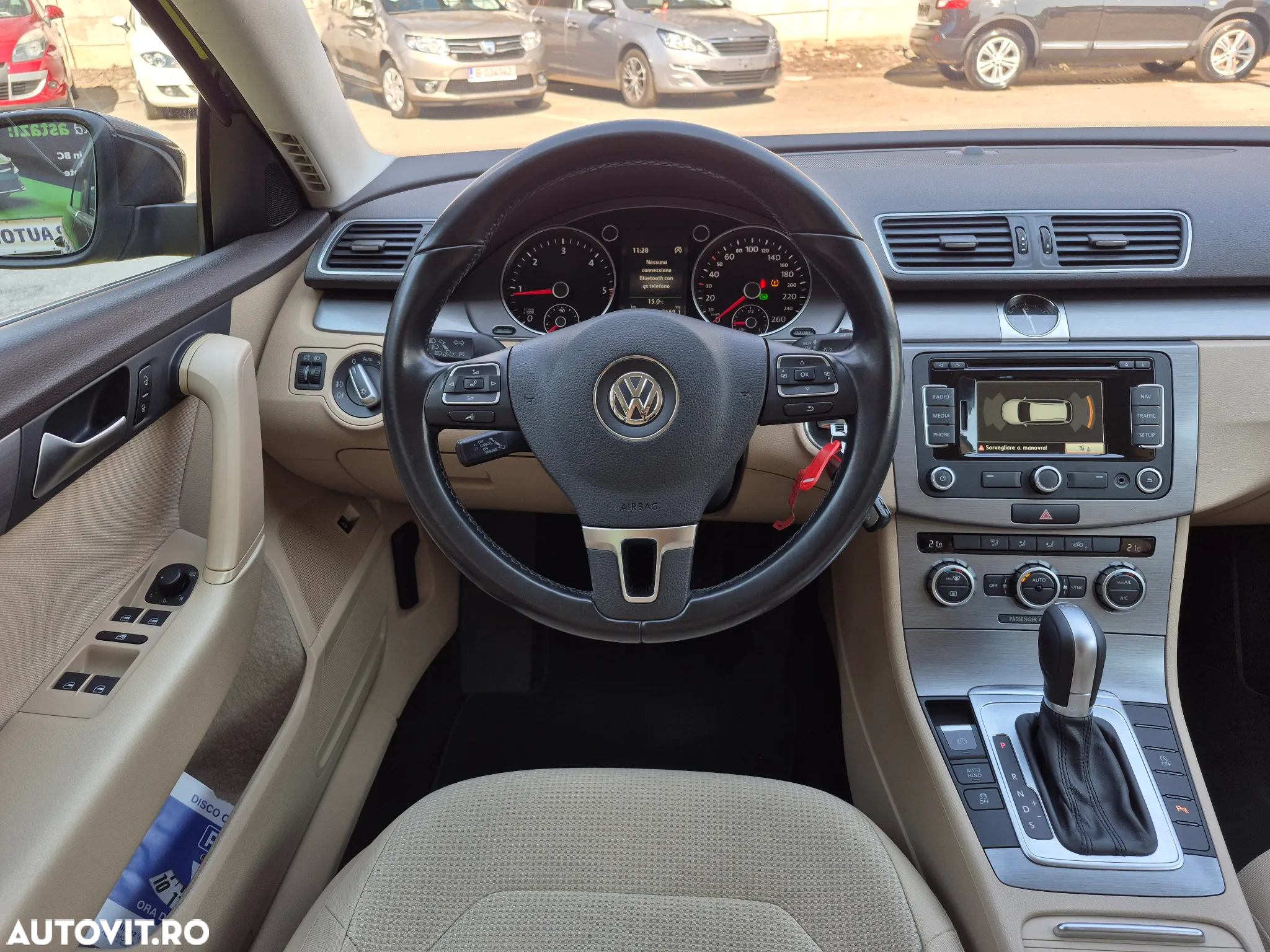 Volkswagen Passat Variant 2.0 TDI Blue TDI DSG Comfortline - 15