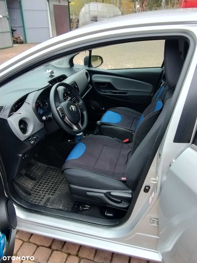 Toyota Yaris - 9