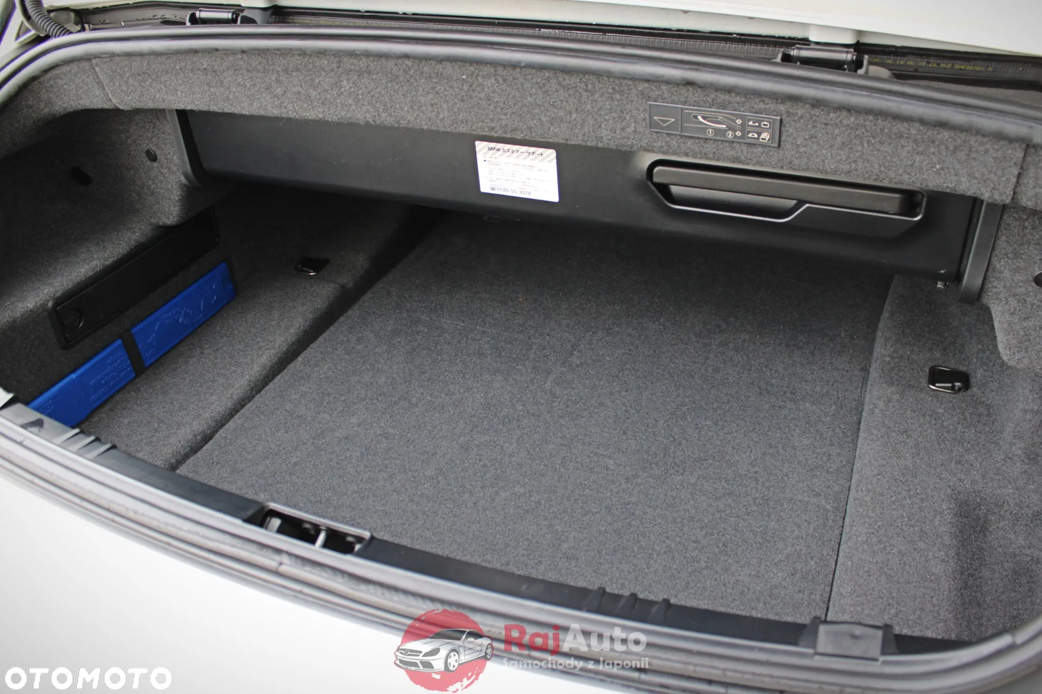 BMW Seria 6 650 i - 12