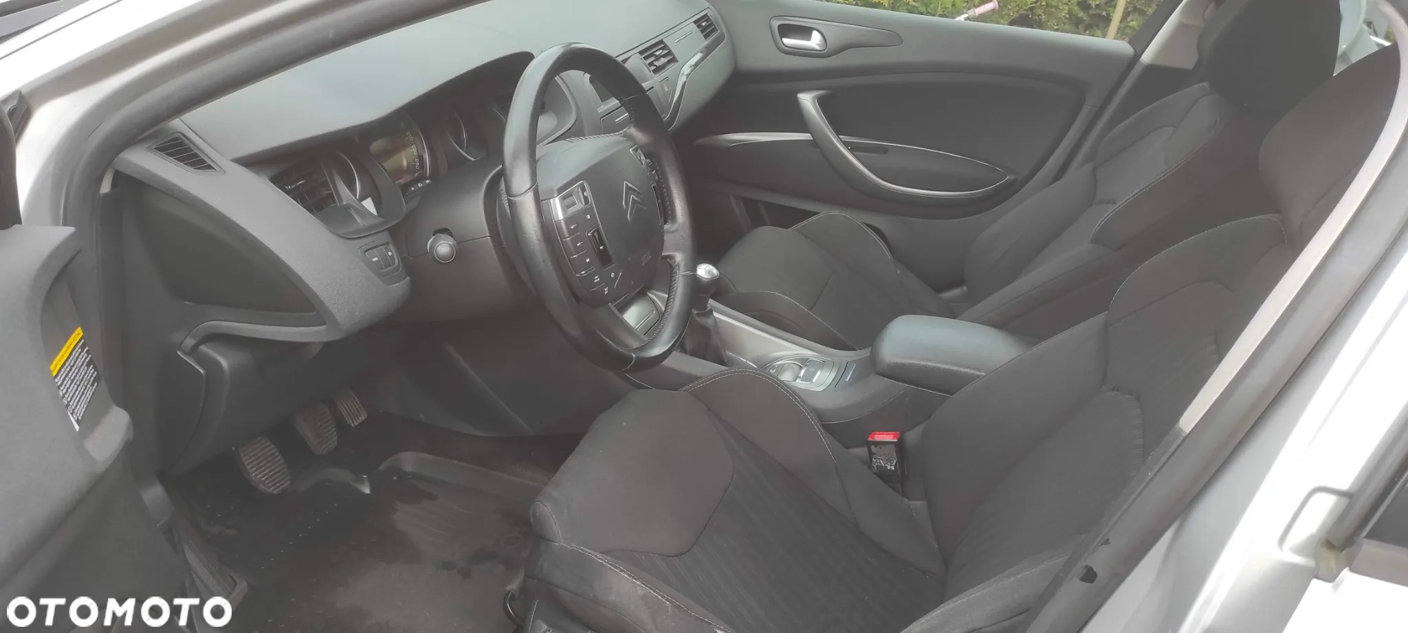 Citroën C5 2.0i 16V Confort - 2