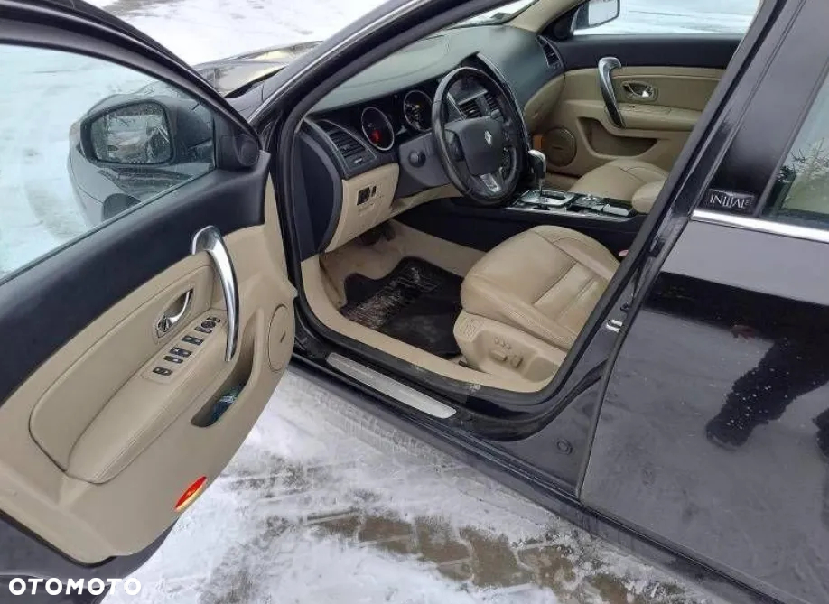 Renault Latitude - 8