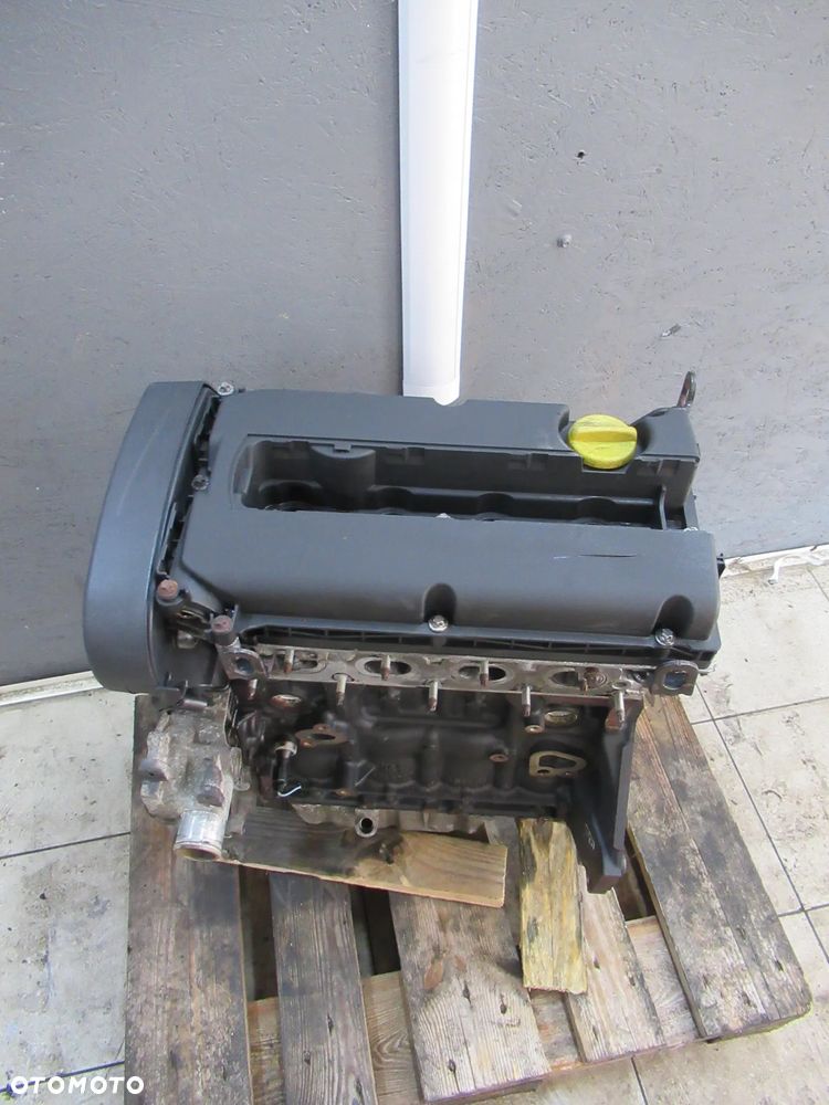 Silnik słupek F18D4 1.8 16v Cruze Orlando - 1