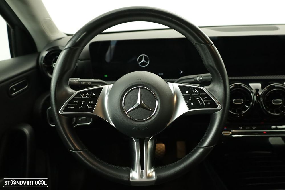 Mercedes-Benz A 200 Standard - 15