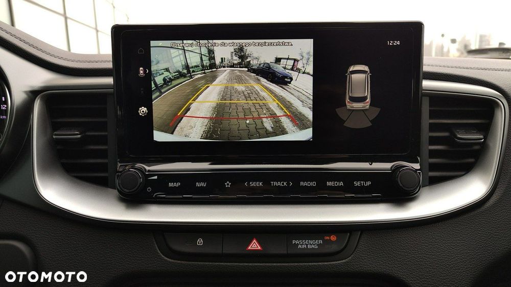 Kia Ceed - 24