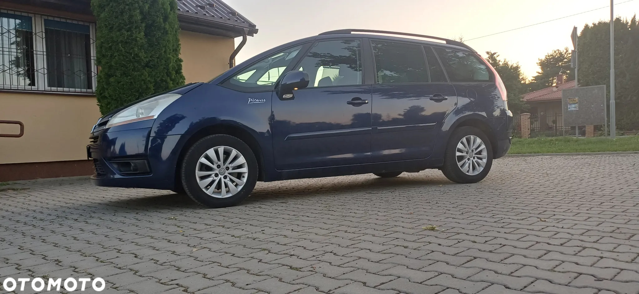 Citroën C4 Picasso 2.0 16V Exclusive - 5