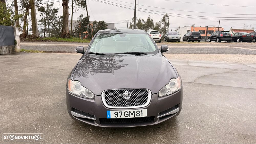 Jaguar XF 2.7 D V6 Premium Luxury - 2