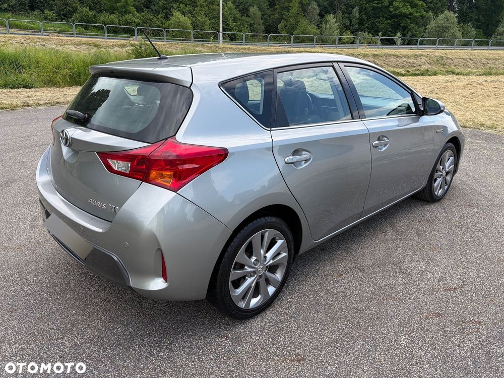 Toyota Auris 1.8 HSD Prestige NAVI - 3