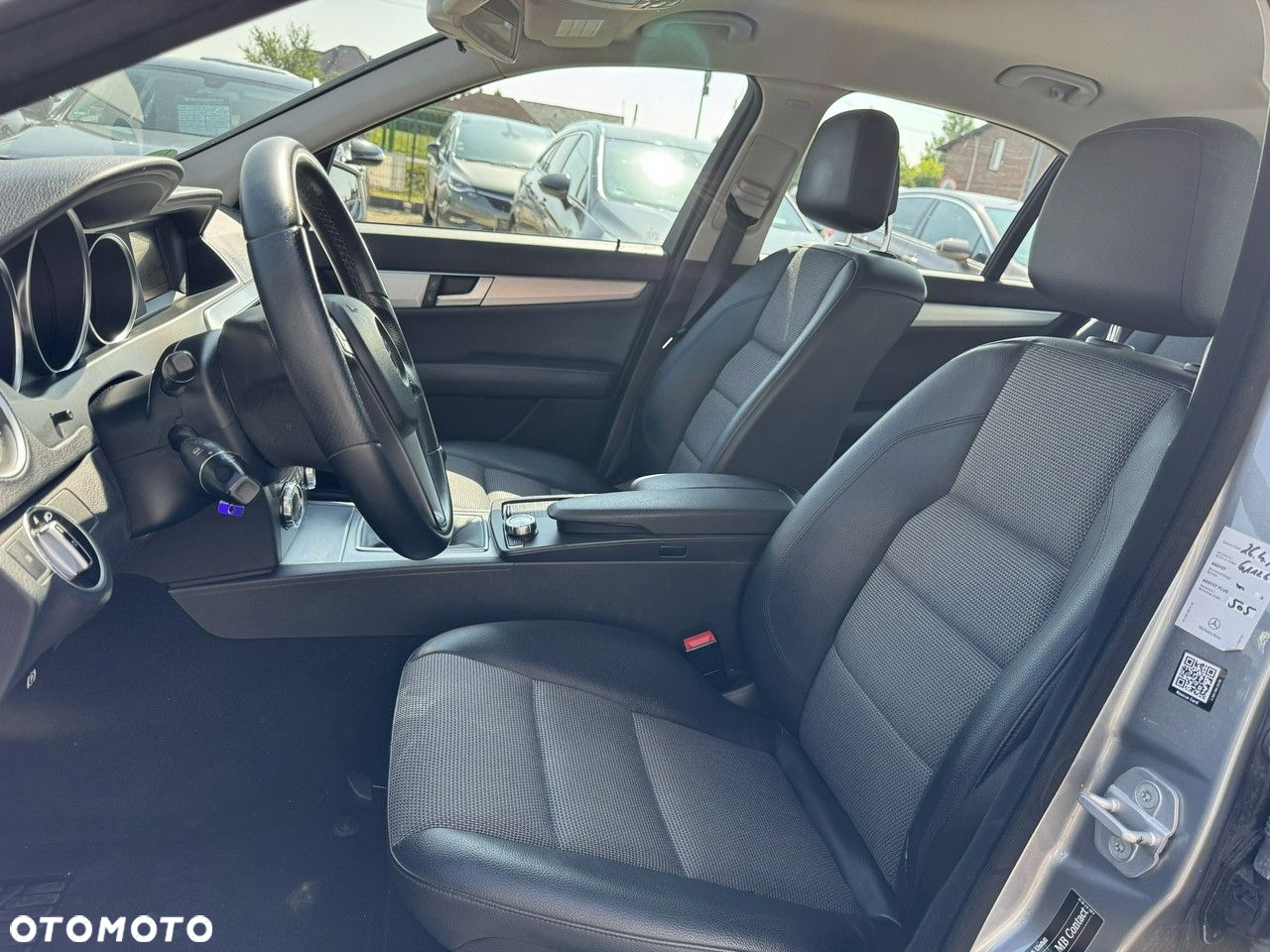 Mercedes-Benz Klasa C 180 BlueEFFICIENCY Avantgarde - 22