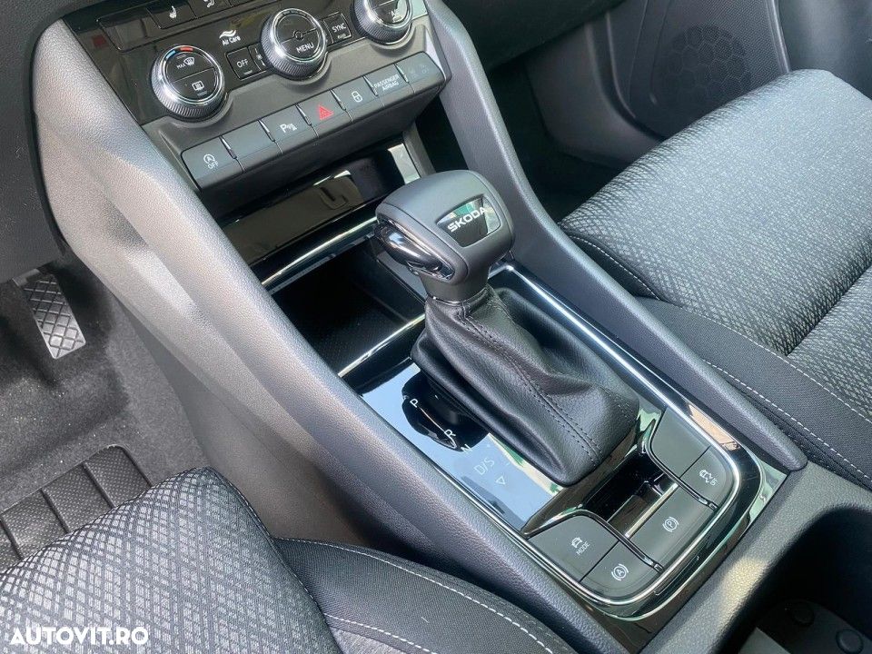 Skoda Karoq 2.0 TDI DSG Selection - 6