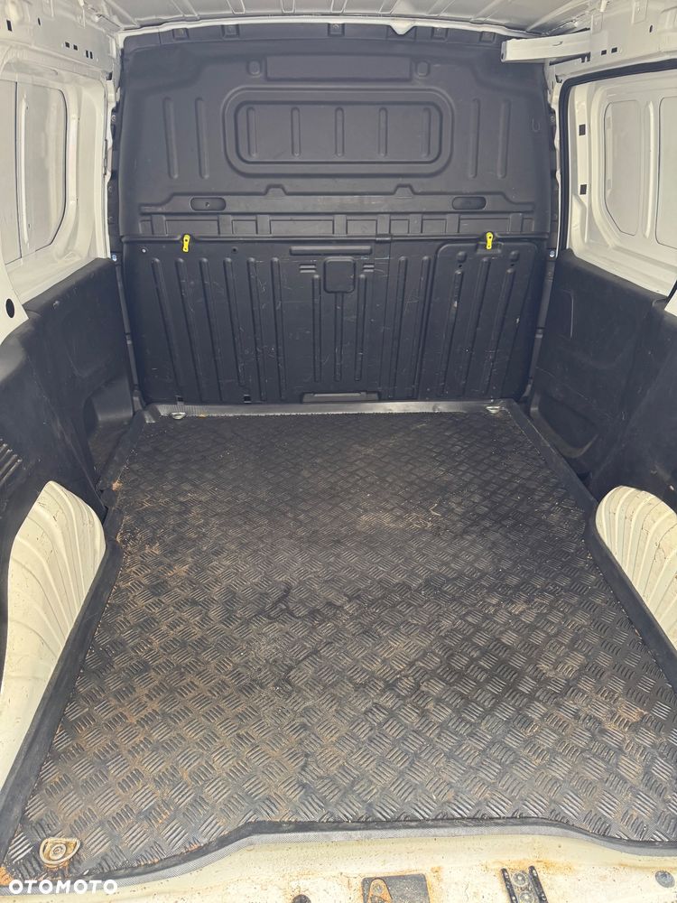 Peugeot Partner - 14