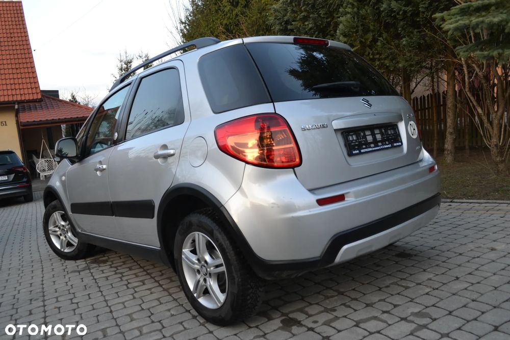 Suzuki SX4 1.6 Premium 4WD - 5