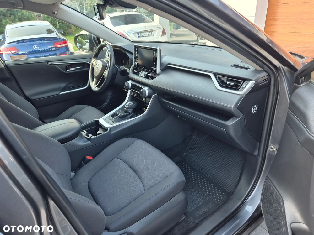 Toyota RAV4 - 30