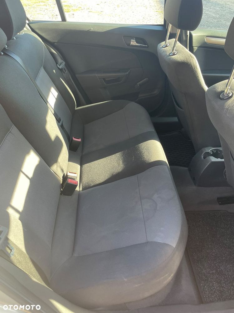 Opel Astra 1.4 - 15