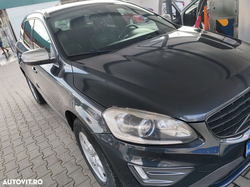 Volvo XC 60 D4AWD Start-Stop R-Design - 5