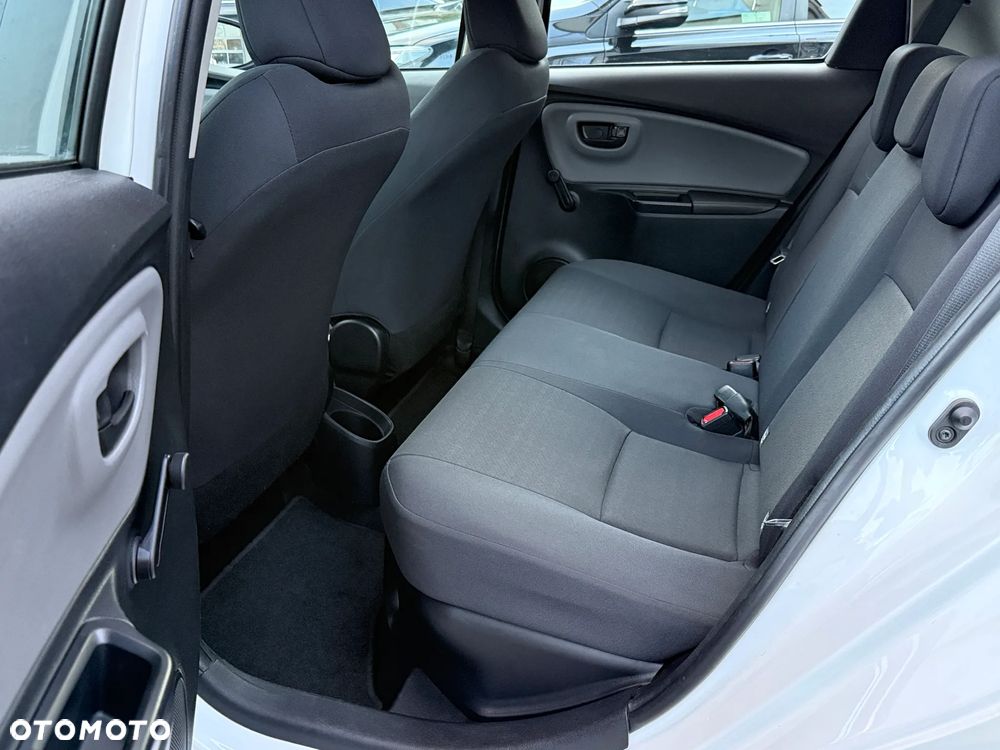 Toyota Yaris - 14