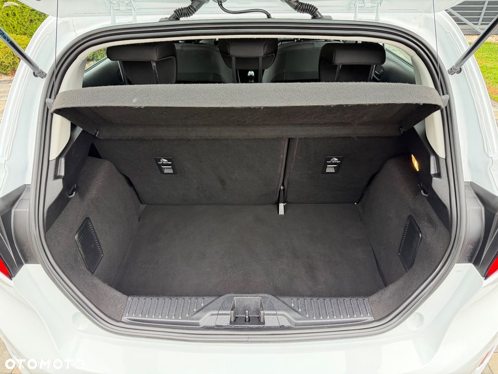 Ford Fiesta 1.1 S&S COOL&CONNECT - 13