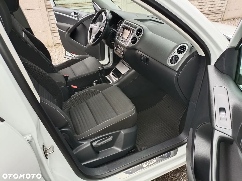 Volkswagen Tiguan 2.0 TDI DPF 4Motion BlueMotion Technology Cup Sport & Style - 9