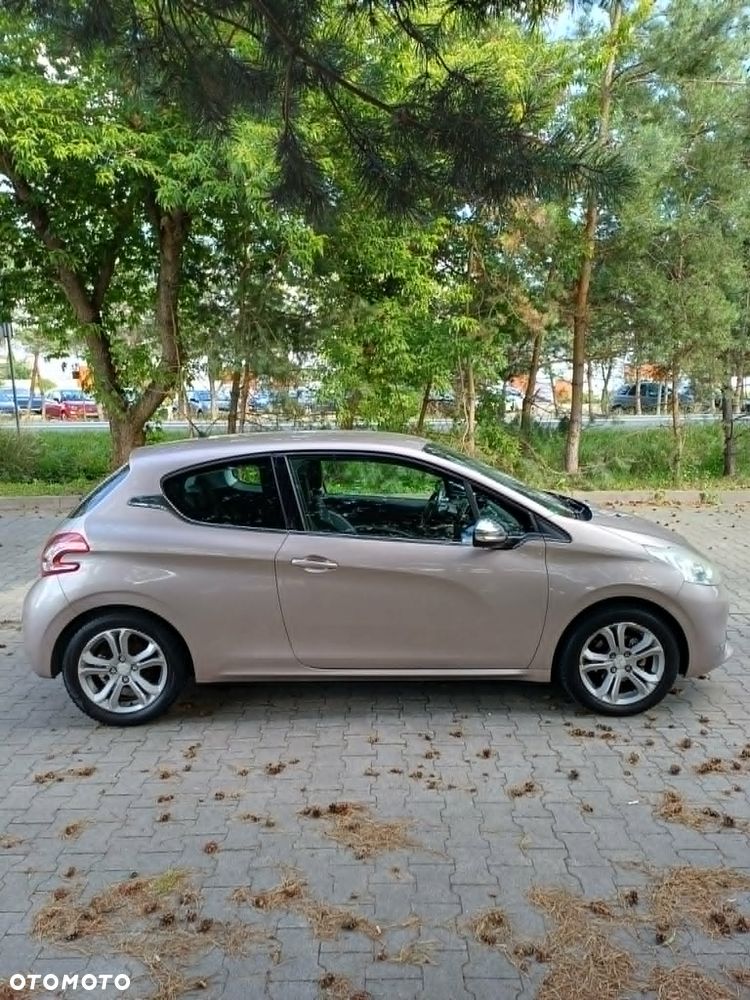 Peugeot 208 1.6 VTi Allure - 4