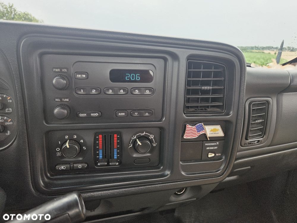 Chevrolet Silverado - 7