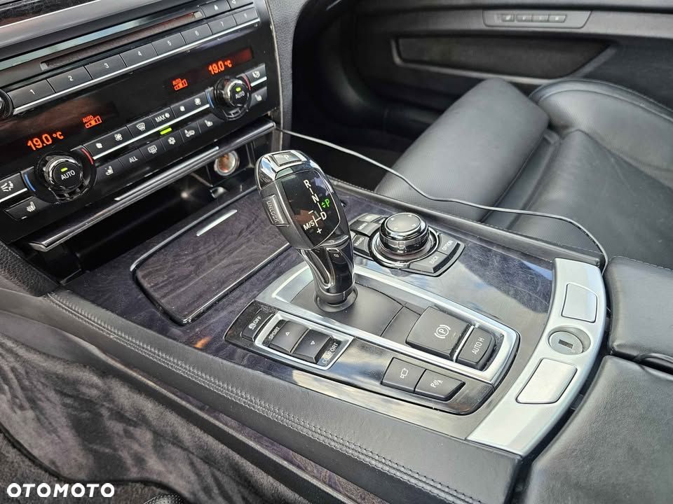 BMW Seria 7 740d - 10