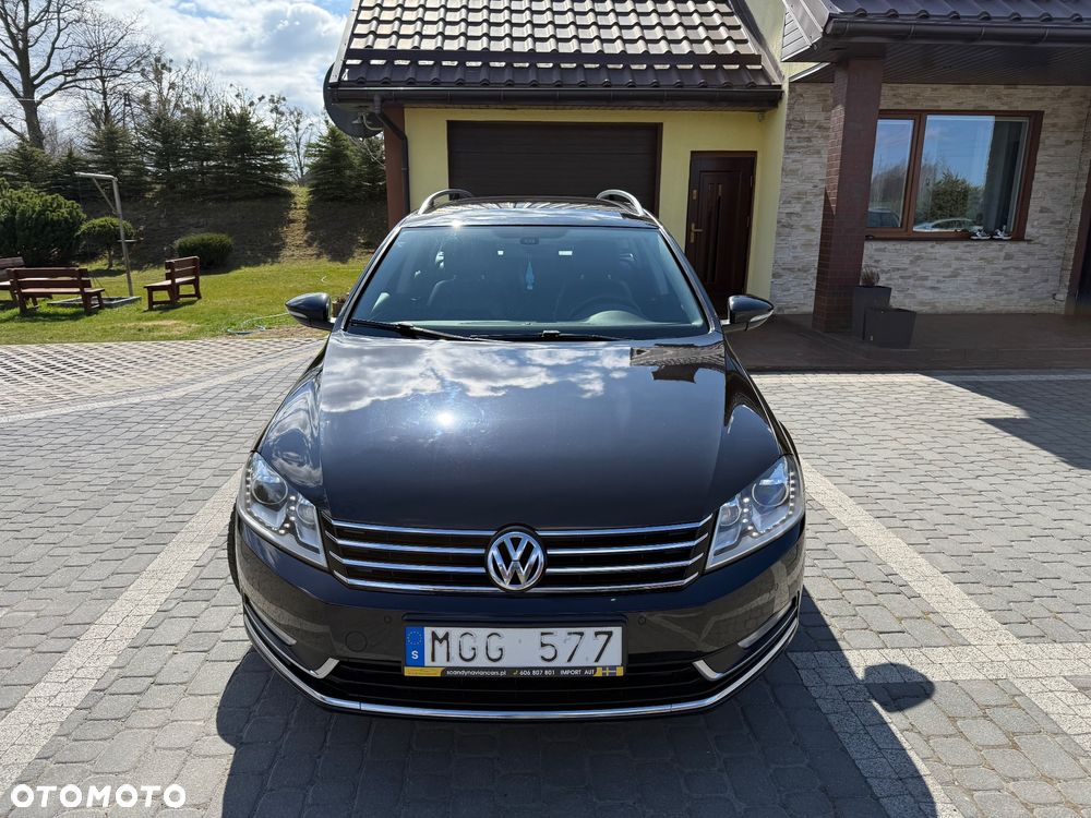 Volkswagen Passat 2.0 TDI DPF Sportline DSG - 11