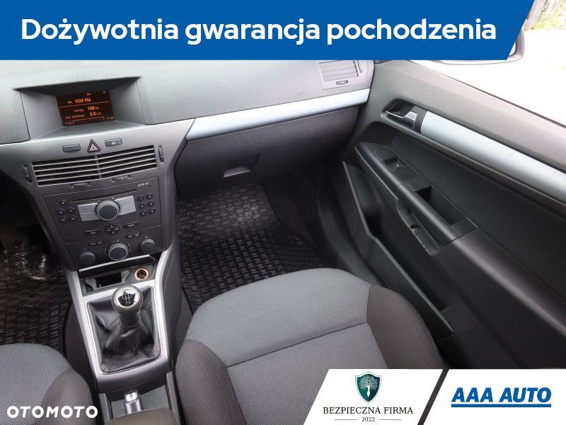Opel Astra - 10