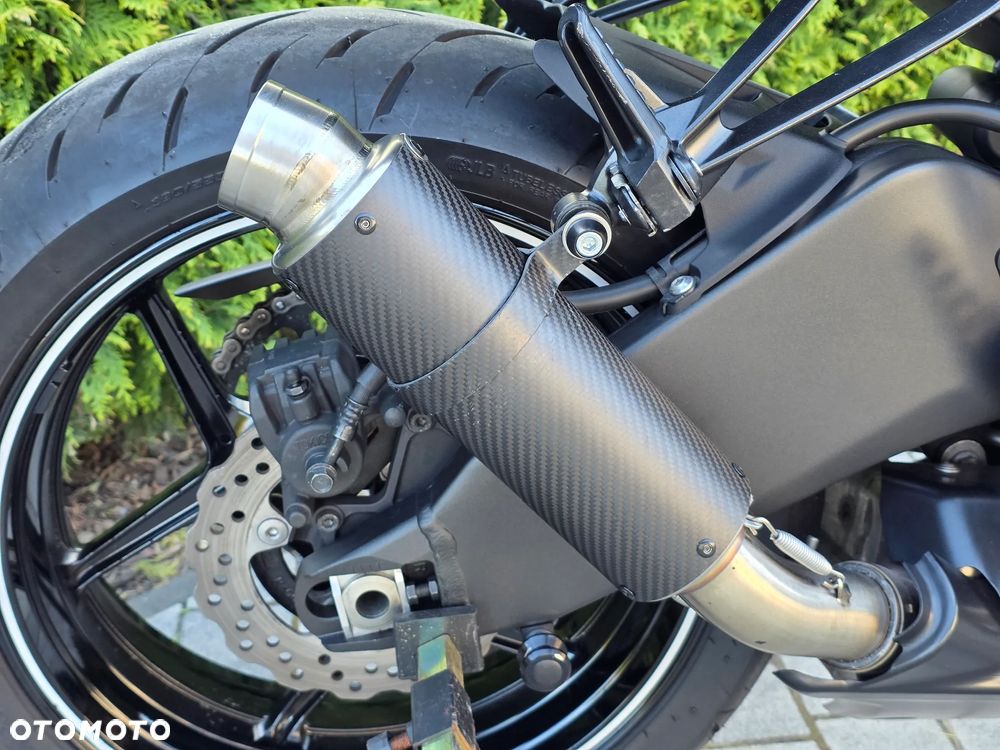 Kawasaki ZX - 17