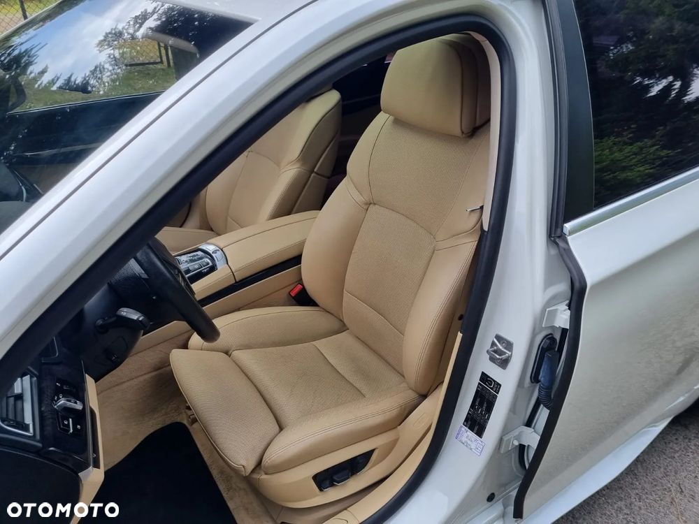 BMW Seria 7 - 4