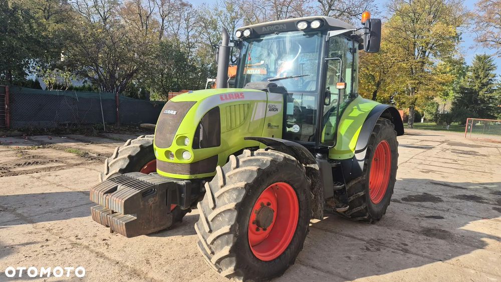 Claas Arion 620C - 2