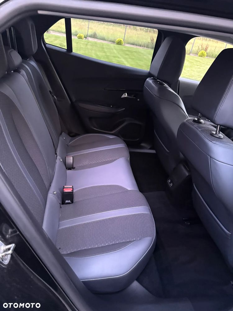 Peugeot 2008 1.5 BlueHDi Allure Pack S&S EAT8 - 10