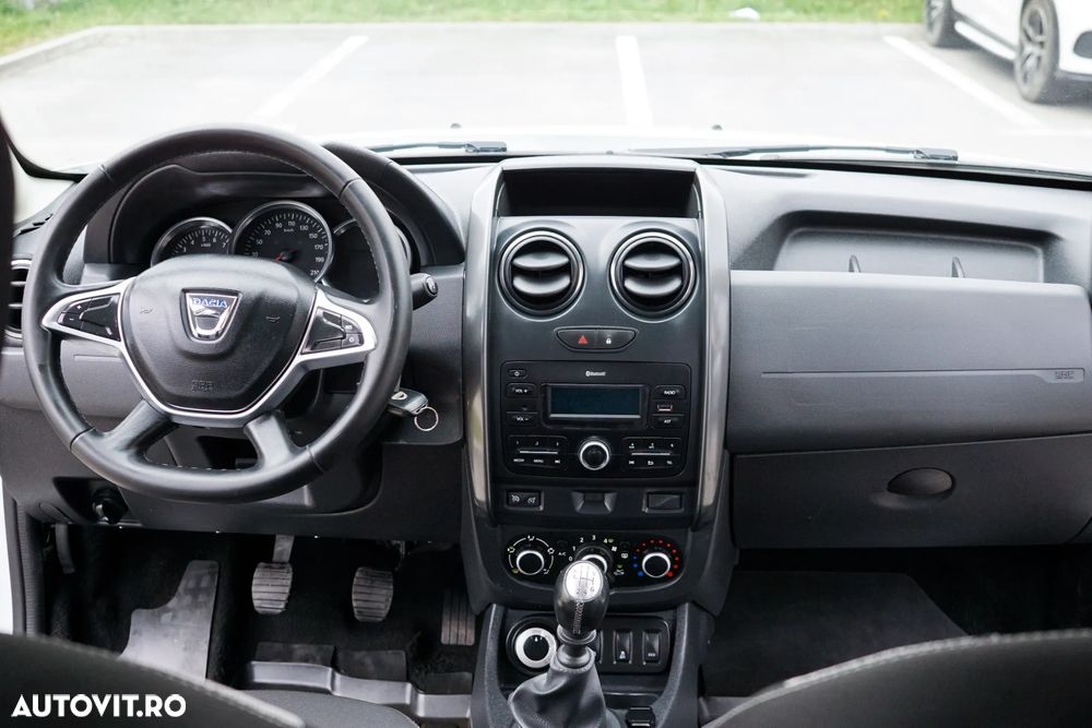 Dacia Duster dCi 110 FAP 4x4 Laureate - 16