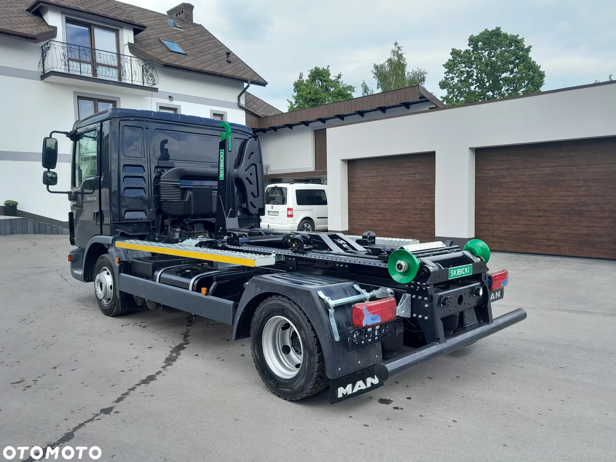MAN TGL 12.250 nowe urządzenie hakowe SKIBICKI HKS 8/3300  ATEGO / TGM - 9