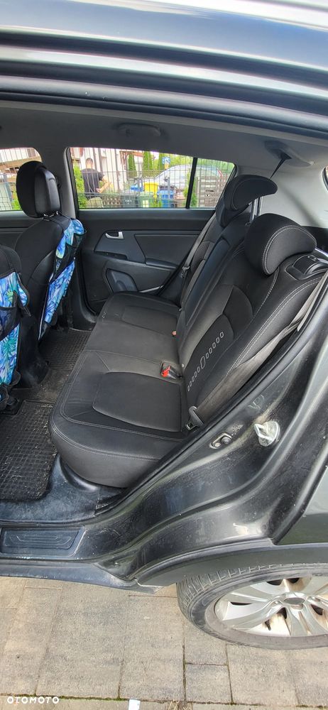 Kia Sportage 2.0 S - 8