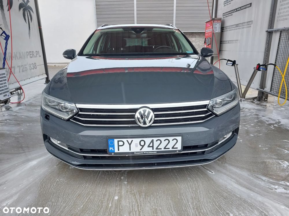 Volkswagen Passat 2.0 TDI SCR DSG Business - 9