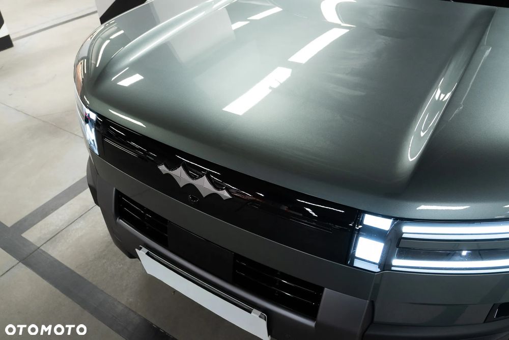 BYD Leopard 7 - 9