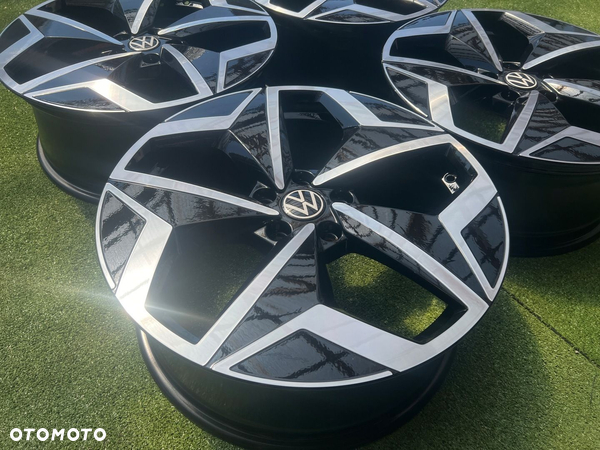 KOMPLET FELG FELGI ALU VOLKSWAGEN VW ID3 ID.3 GOLF TIGUAN 19 ORYGINALNE