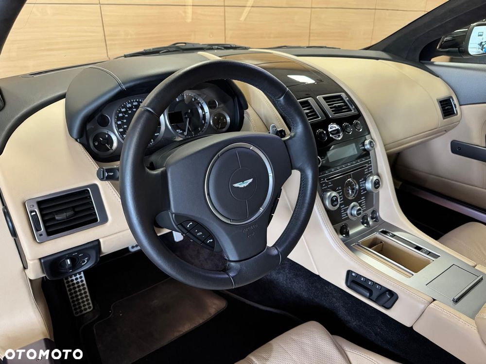 Aston Martin DB9 Touchtronic Sport - 12