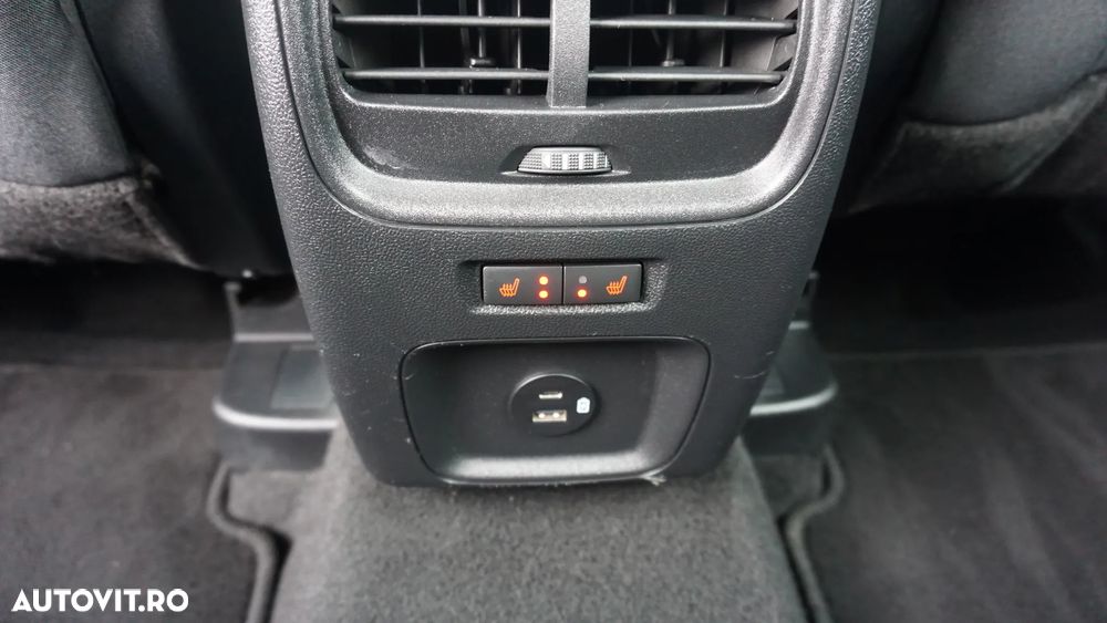 Ford Kuga 1.5 EcoBlue Aut. TITANIUM - 17