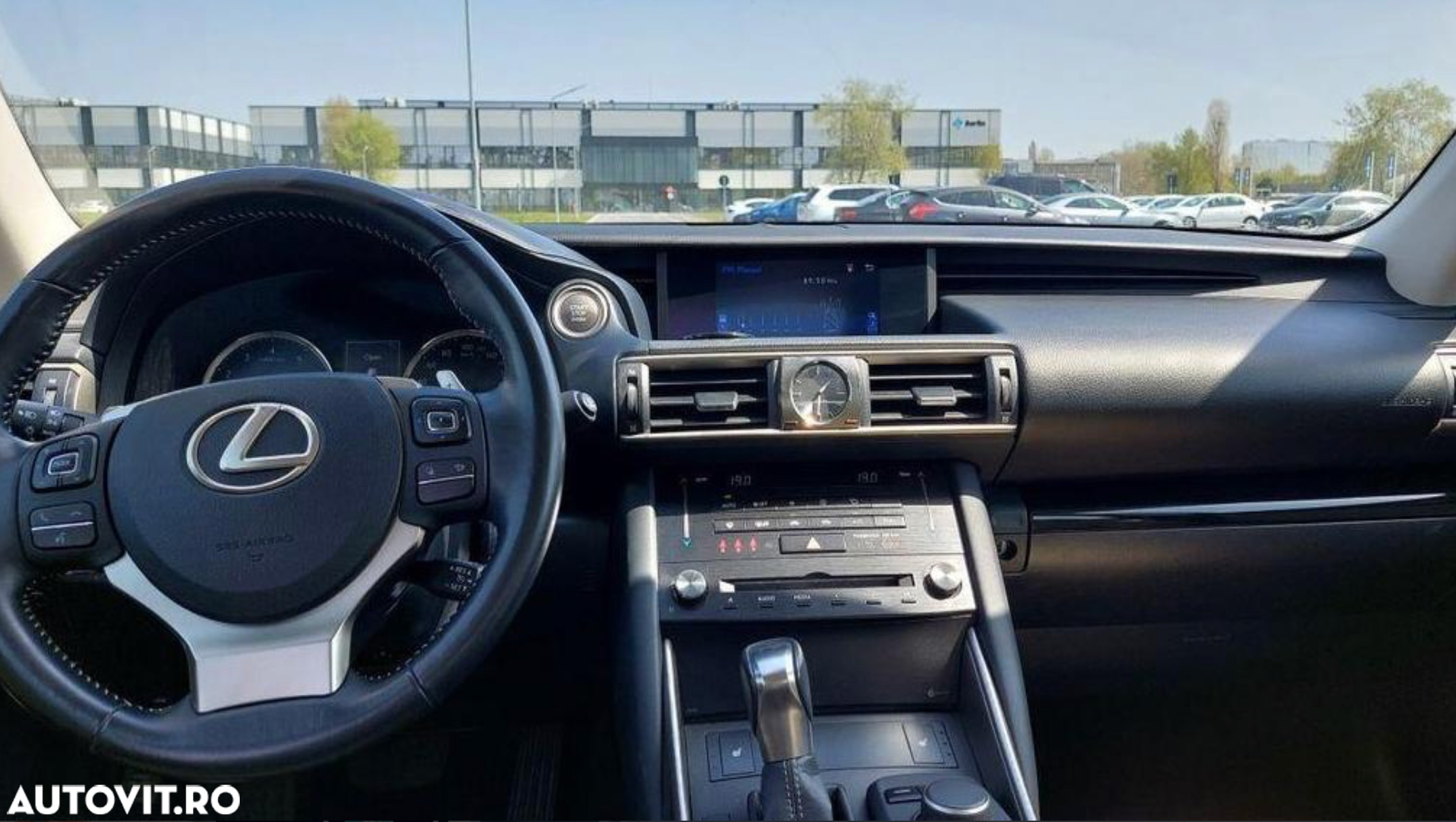 Lexus Seria IS 200t Executive - 9